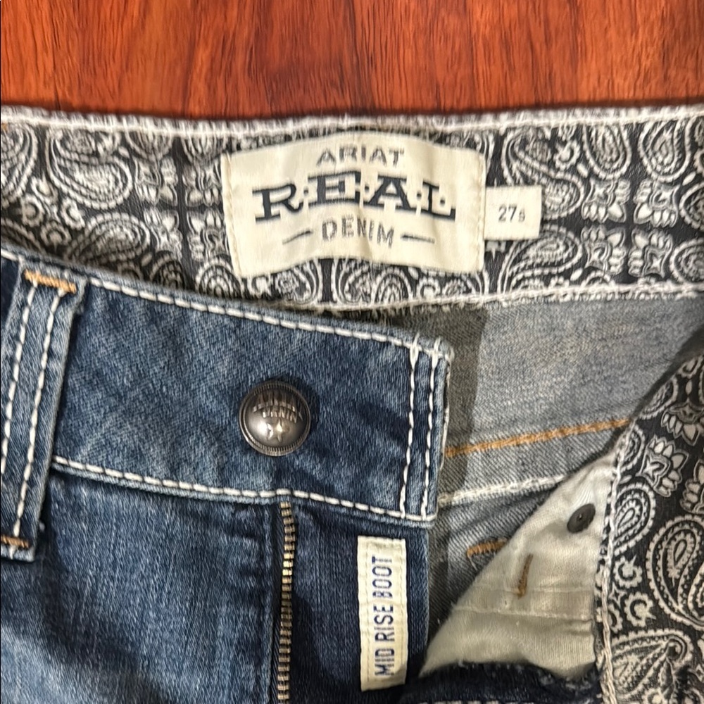 Ariat Blue Boot Cut Jeans Classic Style - Picture 2 of 3